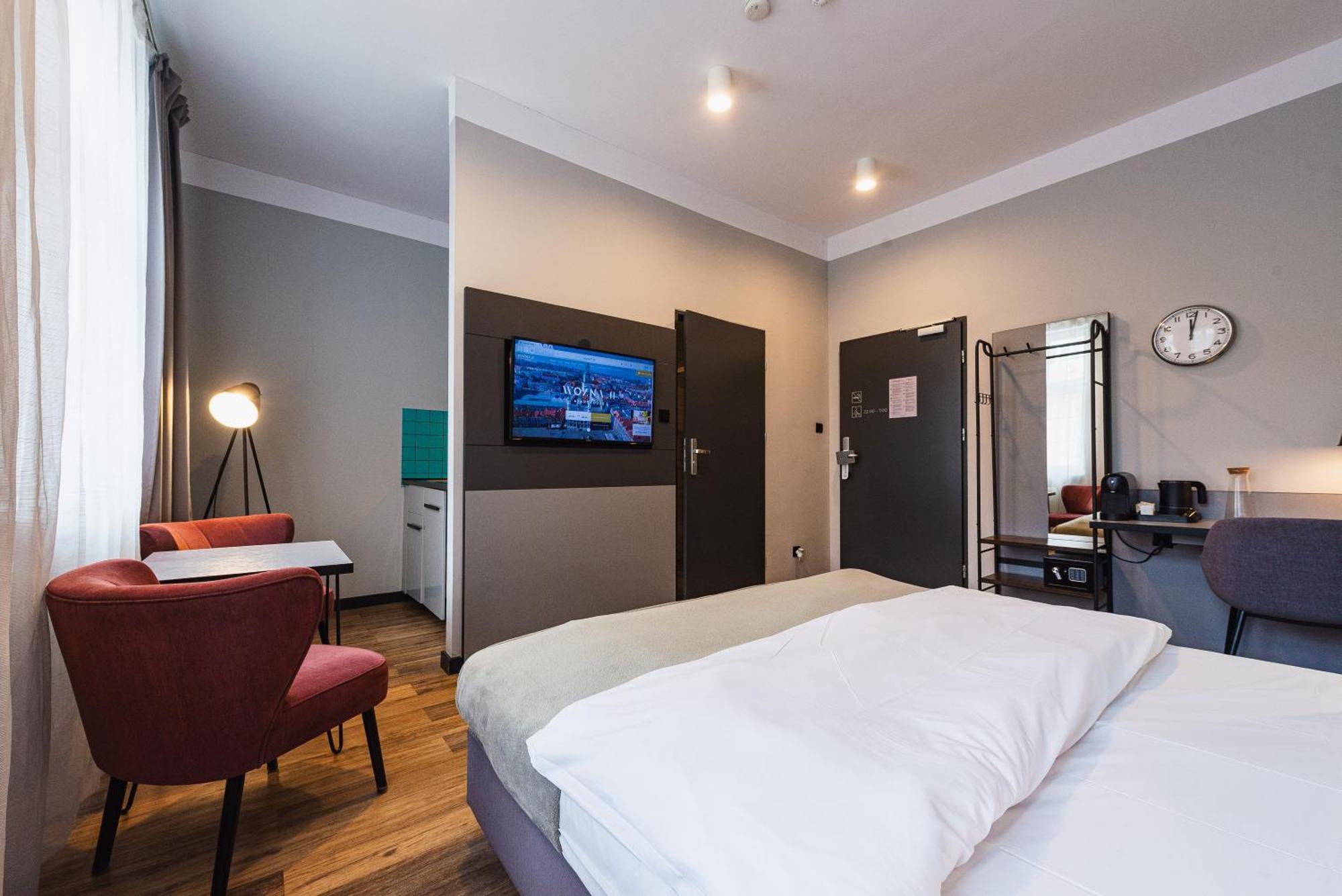 Aparthouse Wozna 11 Old Town Hotel